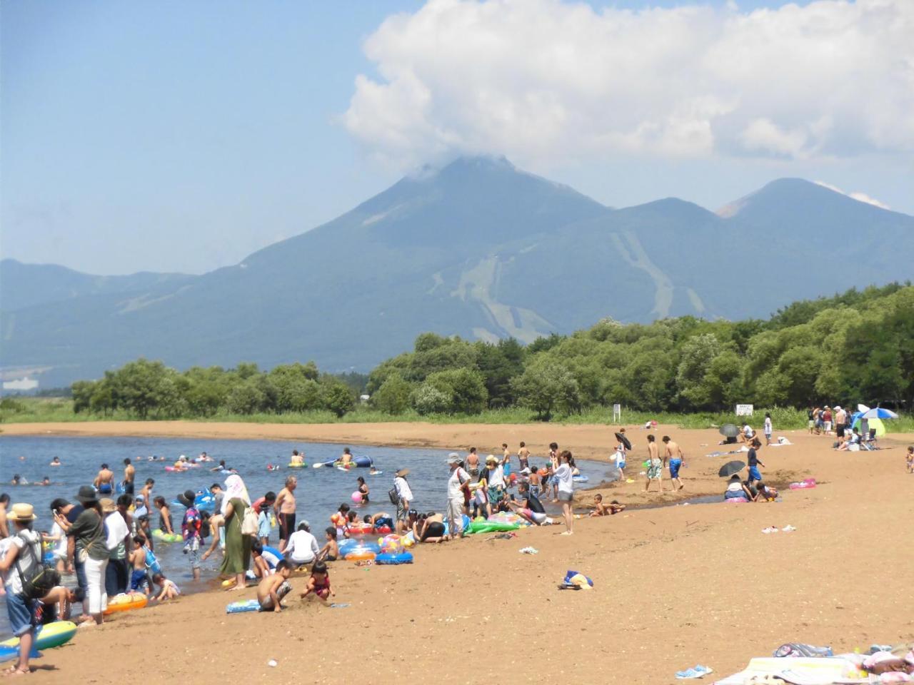 فندق Inawashiroفي  Lakeside Banko المظهر الخارجي الصورة