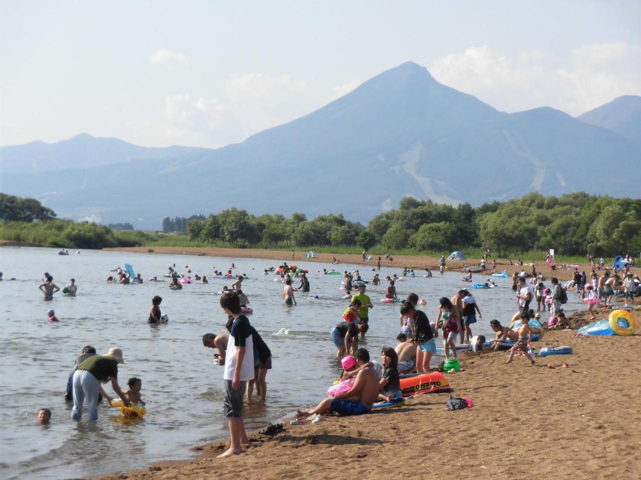 فندق Inawashiroفي  Lakeside Banko المظهر الخارجي الصورة